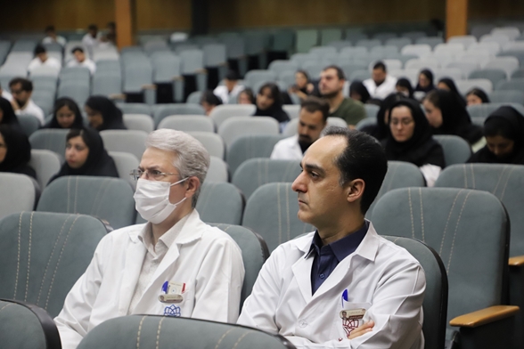 کنفرانس هفتگی با موضوع Hemovigilance در بیمارستان امام حسین (ع) برگزار شد